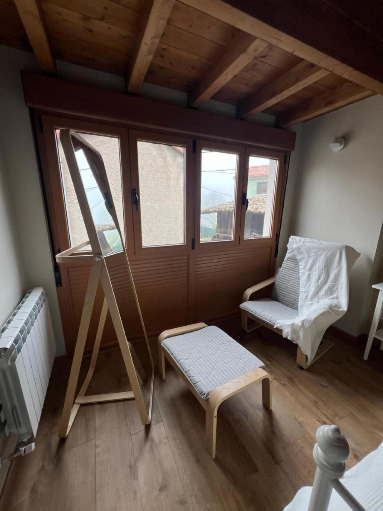 Vila Casa Moises En Bimenes Exteriér fotografie